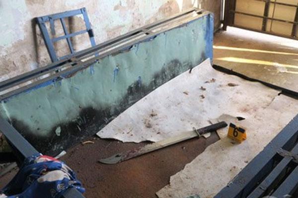 Clip: Đang lái xe ô tô, người đàn ông bị chém đứt lìa tay ở Sài Gòn-3