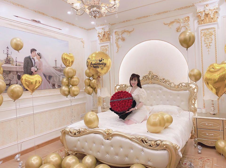 Kỷ niệm nửa năm ngày cưới, nữ giảng viên hotgirl được ông xã điển trai bí mật làm điều đặc biệt-1