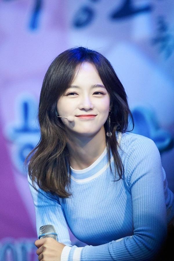 Tiểu Kim Taeyeon solo trong ê chề: Lượng album bán ra còn thua cả sản phẩm đã ra mắt 1 năm của Twice, Black Pink-2