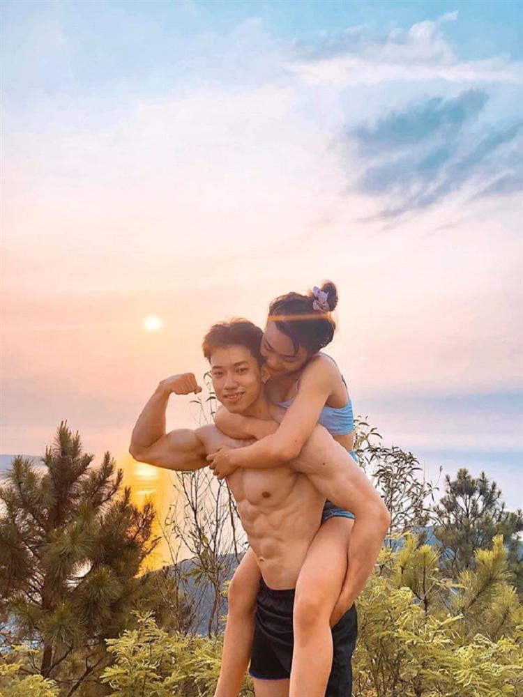 Trúng tiếng sét ái tình với chàng phi công 6 múi, cô nàng quyết tâm thả thính và mối tình ngọt ngào nơi phòng tập gym-3