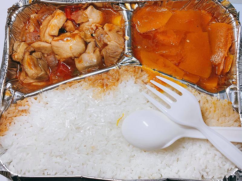 Cận cảnh cơm cách li: Đảm bảo dinh dưỡng, đẹp mắt lại đáng yêu hết sẩy-4