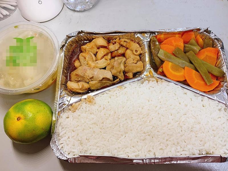 Cận cảnh cơm cách li: Đảm bảo dinh dưỡng, đẹp mắt lại đáng yêu hết sẩy-6