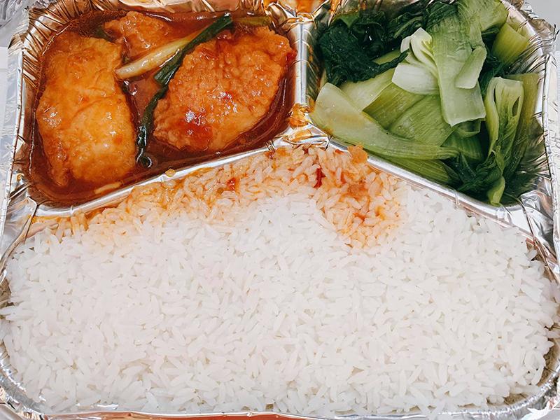 Cận cảnh cơm cách li: Đảm bảo dinh dưỡng, đẹp mắt lại đáng yêu hết sẩy-10