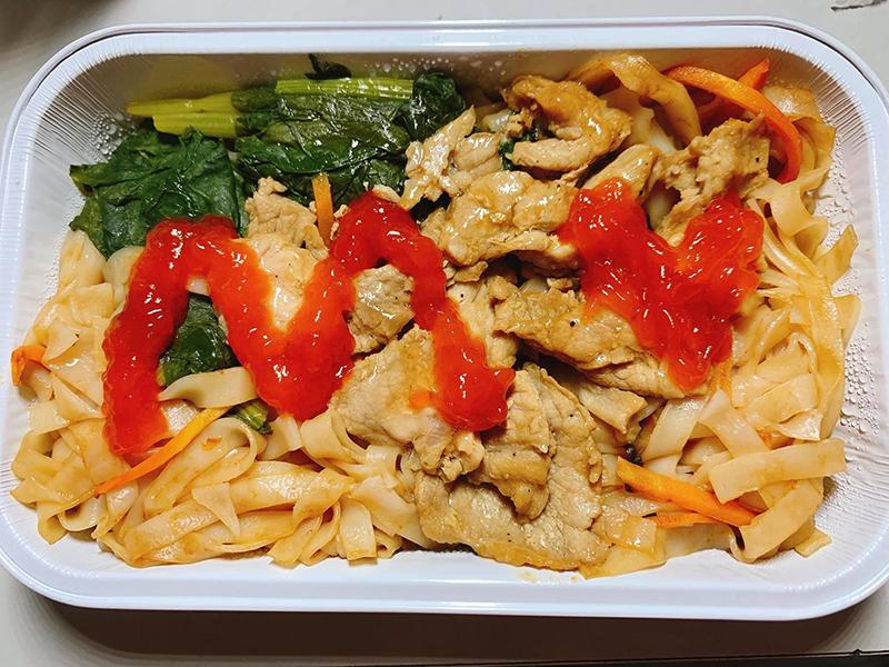 Cận cảnh cơm cách li: Đảm bảo dinh dưỡng, đẹp mắt lại đáng yêu hết sẩy-12