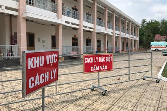 TP.HCM: Phát hiện 2 người mắc Covid-19 không triệu chứng ngay trước khi chuẩn bị rời khu cách ly