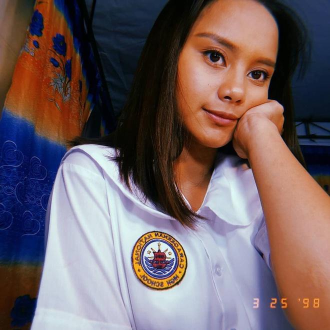 ‘Cô bé ăn xin’ nổi tiếng 4 năm trước đổi đời nhờ làm người mẫu-9