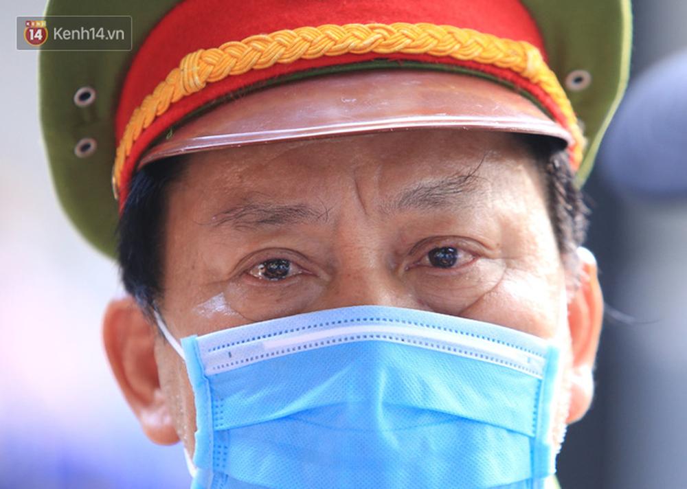 Nghẹn lòng lễ tang của 2 chiến sỹ công an hi sinh trong lúc truy bắt nhóm đua xe cướp giật: Đồng đội ơi!-5