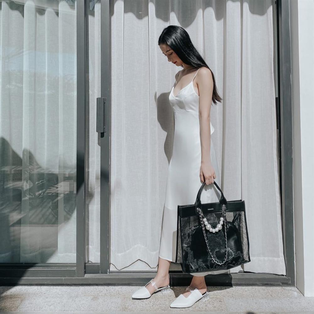 An Nguy tái xuất hack tuổi với áo hoodie - Decao giảm 7 kg sau chia tay Châu Bùi-4