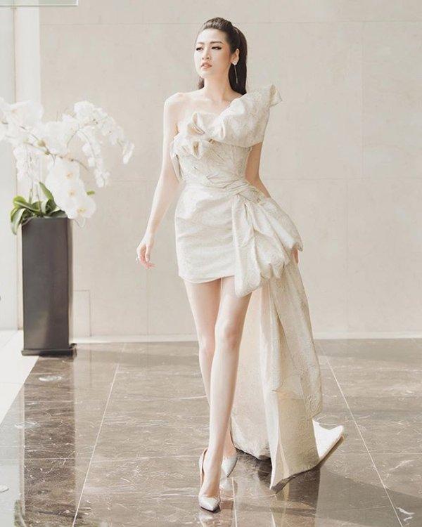 Da trắng hồng như Hà Hồ, Tú Anh: Là bẩm sinh hay phải mất công nuôi dưỡng?-7