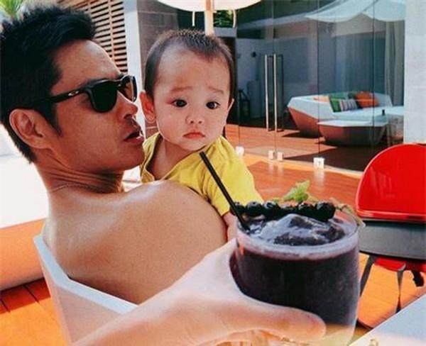 Nhờ TVB làm ông Tơ bà Nguyệt mà 5 cặp đôi này đã nên duyên vợ chồng-8