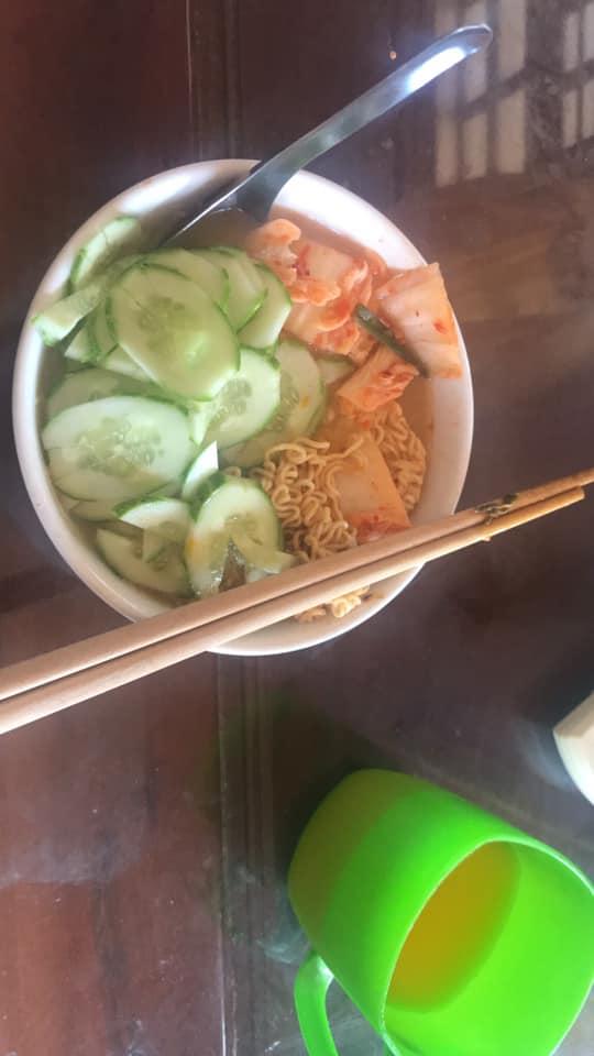 Dân mạng đua nhau khoe hậu quả vì tích trữ thực phẩm mùa dịch, đáng chú ý nhất là một món đồ nhà nào cũng trữ giống nhau-3