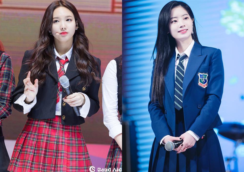 Style nữ sinh khác biệt của Twice, Red Velvet và BlackPink-3