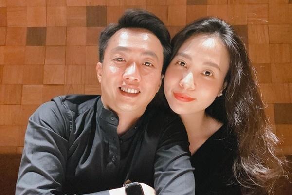 Cường Đô La chụp lén Đàm Thu Trang - Subeo, gây chú ý là trạng thái của mỗi nhân vật-10