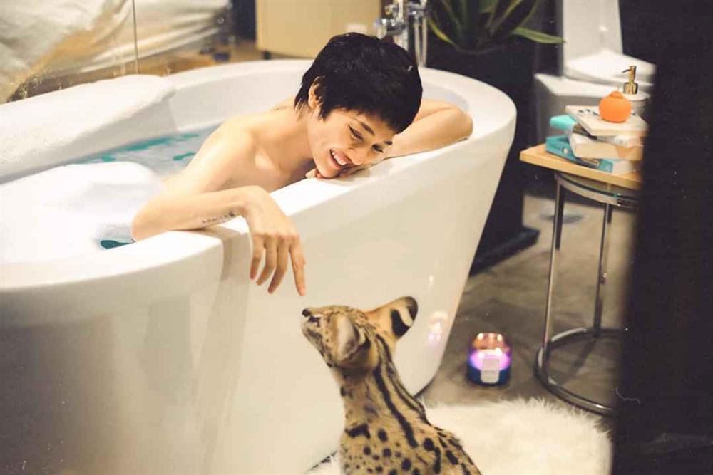 Bảo Anh lại tạo bão với hình bán khỏa thân gợi cảm đến từng centimet-5