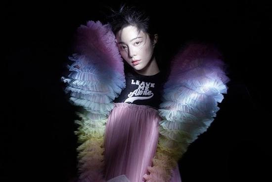 Hậu trường buổi chụp ảnh tạp chí của Phạm Băng Băng