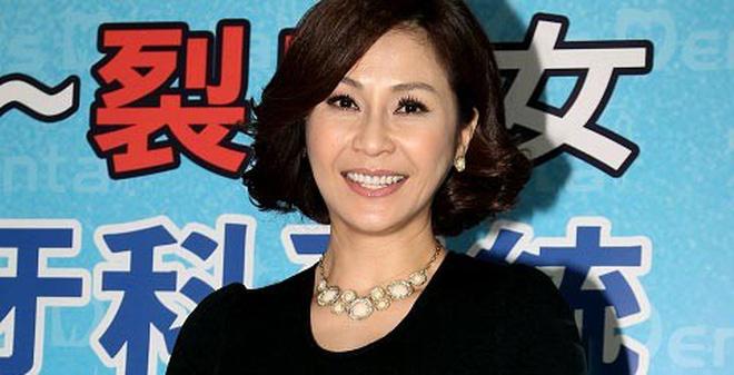 5 sao Hoa ngữ đóng cảnh hôn khiến bạn diễn sợ trối chết vì miệng bốc mùi-1