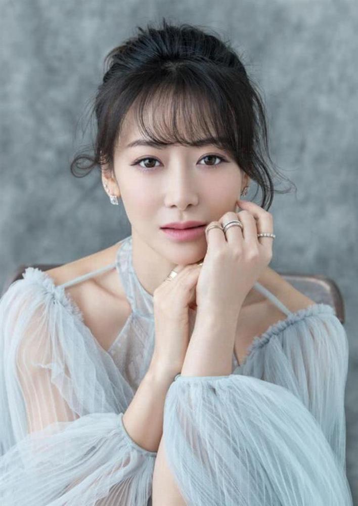 5 sao Hoa ngữ đóng cảnh hôn khiến bạn diễn sợ trối chết vì miệng bốc mùi-3