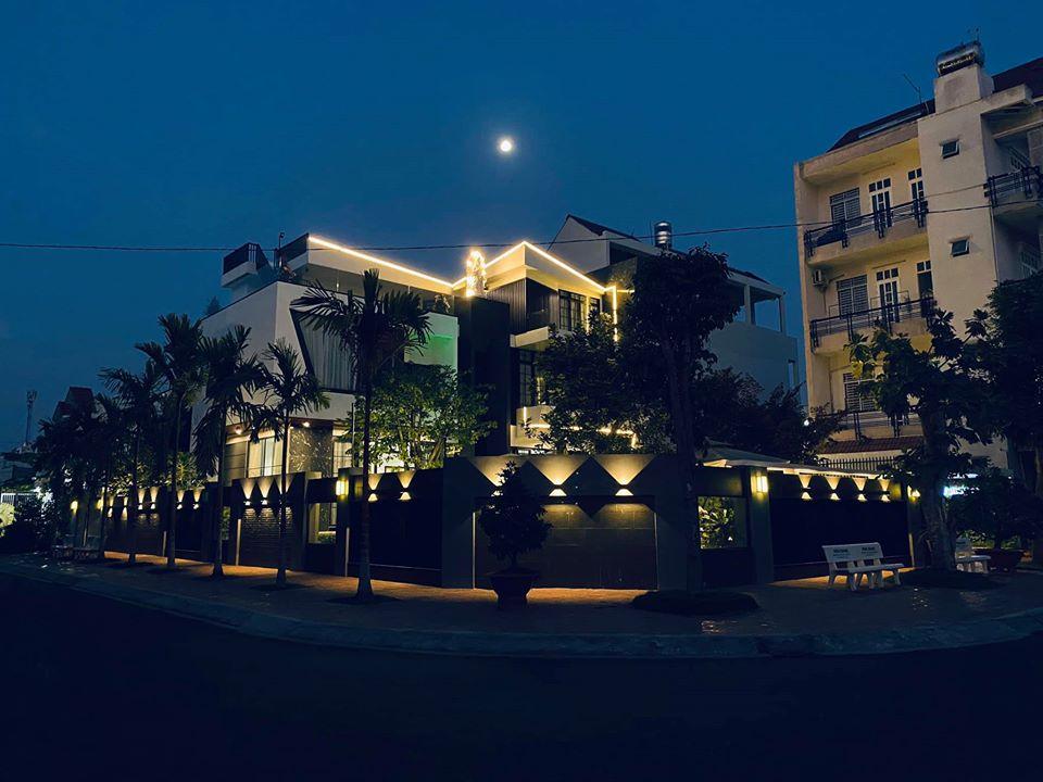 Cuộc sống sang chảnh của Quốc Trường trong biệt thự 25 tỷ tại Cần Thơ-2