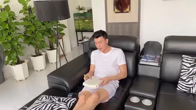 Cuộc sống sang chảnh của Quốc Trường trong biệt thự 25 tỷ tại Cần Thơ-1