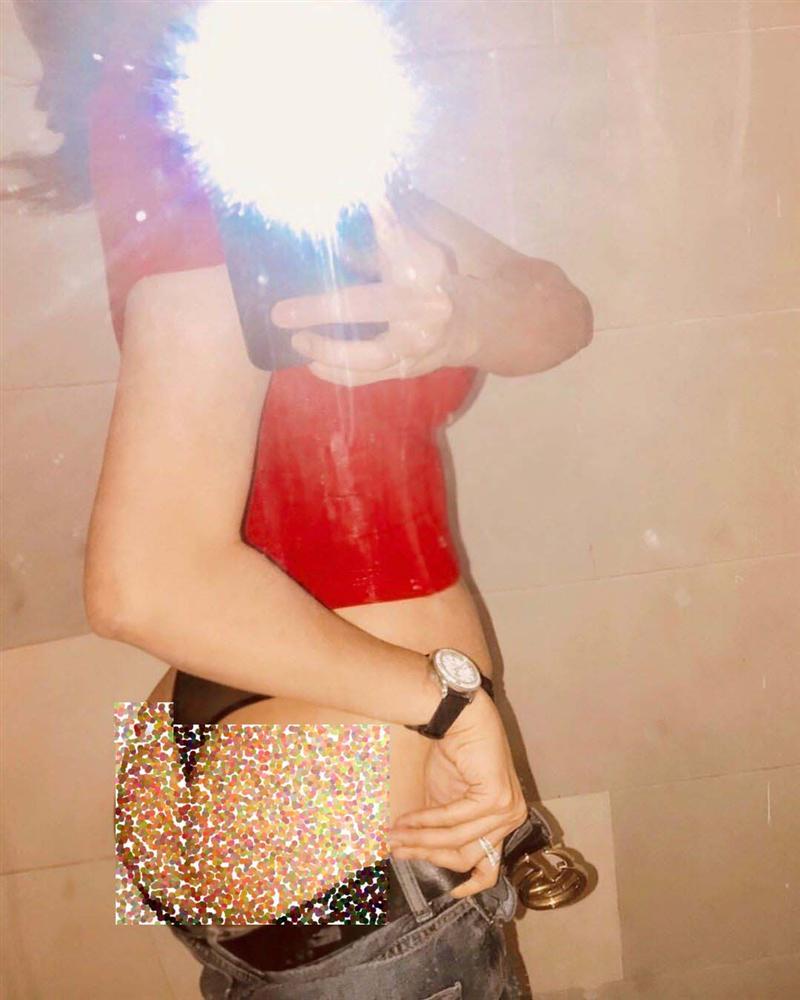 Ảnh lộ ngực trần của Ngọc Trinh chưa kịp nguội, cô bạn chí cốt tiếp sóng với clip khỏa thân-5