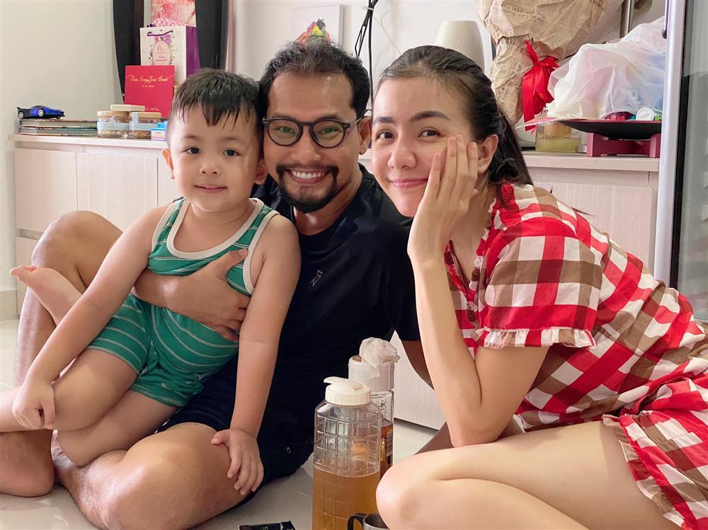 Lần hiếm hoi con gái Mai Phương xuất hiện sau ồn ào bà ngoại đón về nuôi dưỡng-1