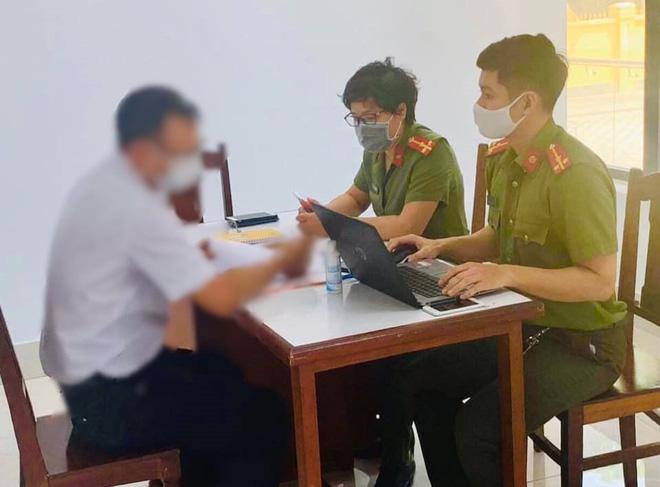 Xử phạt người đàn ông 12 triệu đồng vì đăng tin sai sự thật về dịch Covid-19 và xúc phạm 2 công an hi sinh trong lúc truy bắt nhóm đua xe-1