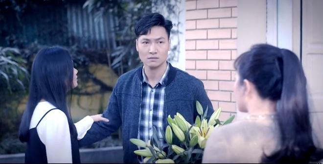 Mạnh Trường nhầm thoại trong phim giờ vàng-1