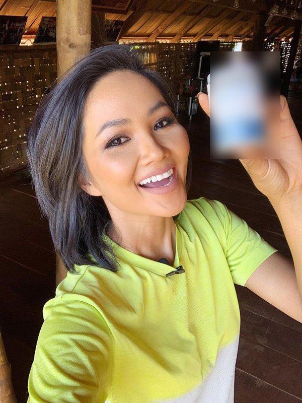 Hoa hậu thời dịch: Phạm Hương, HHen Niê tự làm nước detox, Đỗ Mỹ Linh diệt mụn tận gốc-6