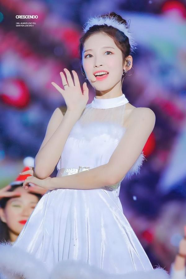 8 visual Kpop được ví Nữ thần sắc đẹp Freya tái sinh-9