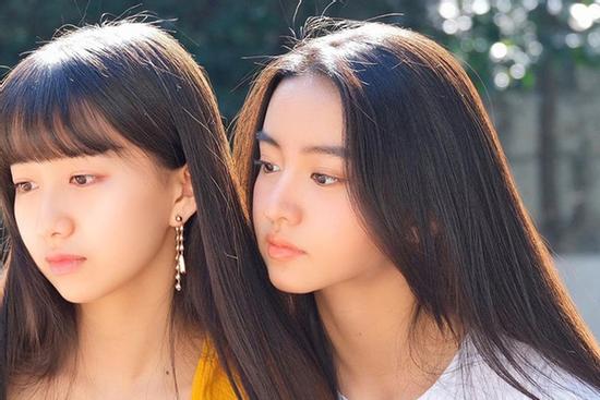 2 con gái tài sắc vẹn toàn của cặp sao nổi tiếng Nhật Bản