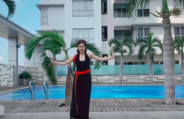 Hotgirl Trâm Anh đăng clip gợi cảm, dân mạng liên tục có bình luận sốc về scandal cách đây 1 năm-2