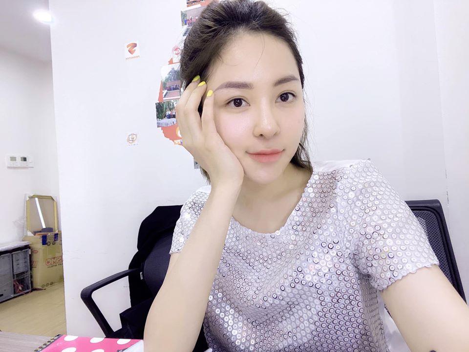 Hotgirl Trâm Anh đăng clip gợi cảm, dân mạng liên tục có bình luận sốc về scandal cách đây 1 năm-4