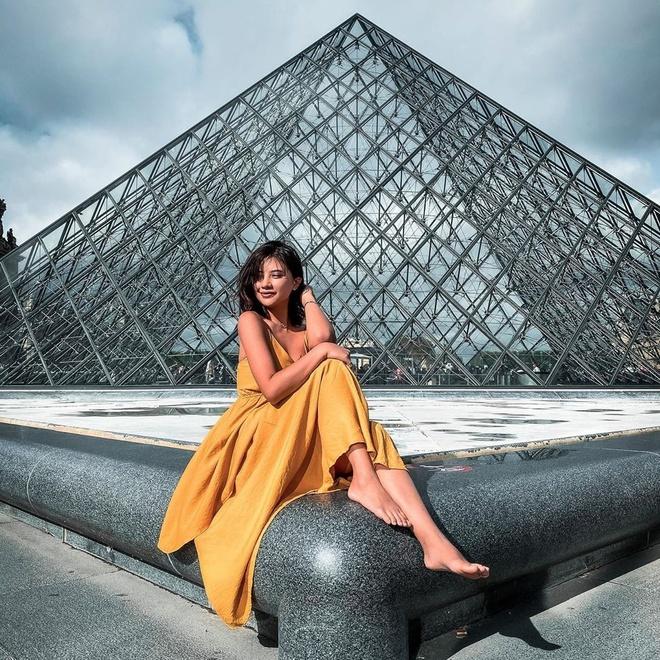 Ở nhà cách ly xã hội tưởng tượng và thực tế-1