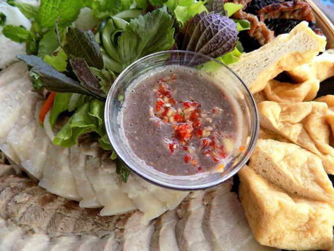 Luộc thịt lợn thơm lừng, trắng giòn, chín ngọt chỉ cần nhờ 1 thìa nhỏ thứ ai cũng có này-5