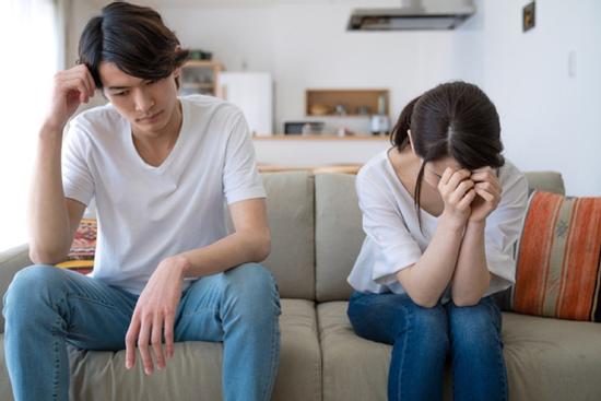 Nhận diện người chồng ích kỷ chỉ qua 4 câu nói này