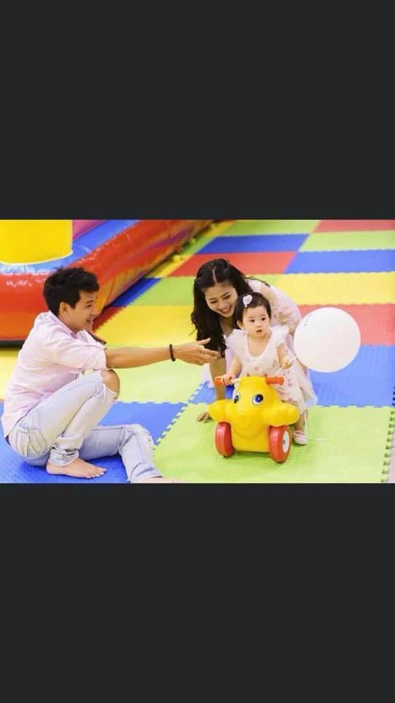 Cách xa con nửa vòng trái đất nhưng Phùng Ngọc Huy luôn cố gắng yêu con theo cách riêng-8