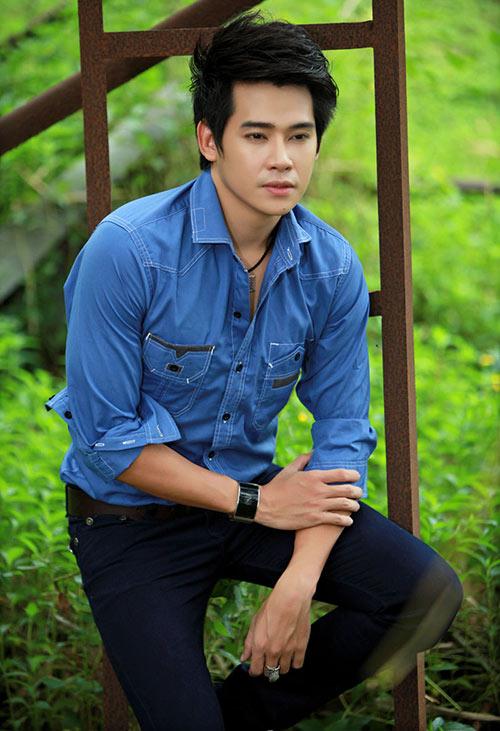 Cách xa con nửa vòng trái đất nhưng Phùng Ngọc Huy luôn cố gắng yêu con theo cách riêng-2