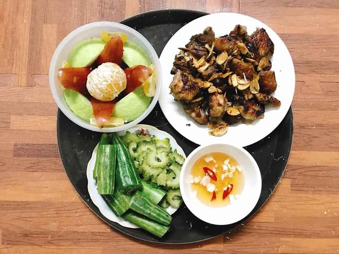 Ở nhà cách ly mùa dịch, dân mạng thi nhau khoe tài vào bếp, nấu ăn-4