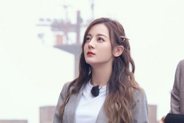 Tướng mặt của cô gái rất hợp gu với người đàn ông lớn tuổi, yêu hay cưới đều tốt đẹp viên mãn-4