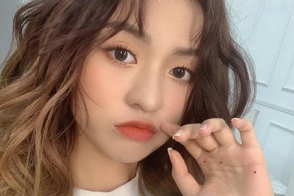 Hotgirl trứng rán bị nghi lộ ảnh ăn chơi thả cửa ở bar, dân mạng ngán ngẩm: Chả còn gì để nói-7