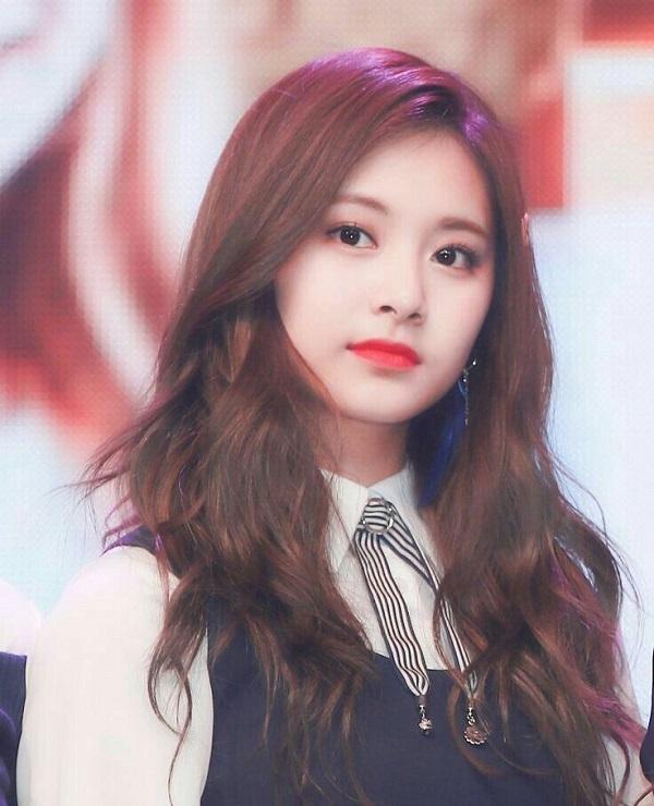 Tướng mặt của cô gái rất hợp gu với người đàn ông lớn tuổi, yêu hay cưới đều tốt đẹp viên mãn-1