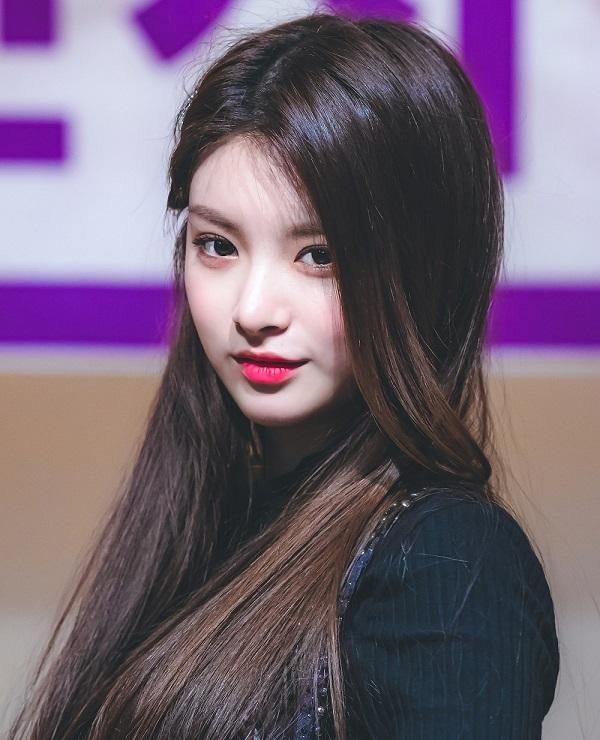 Tướng mặt của cô gái rất hợp gu với người đàn ông lớn tuổi, yêu hay cưới đều tốt đẹp viên mãn-2