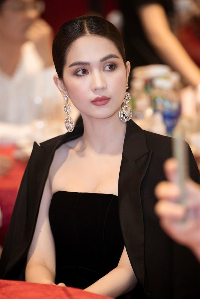 Hoa mắt với bộ sưu tập hoa tai của Ngọc Trinh, có cô gái nào không thèm muốn?-5