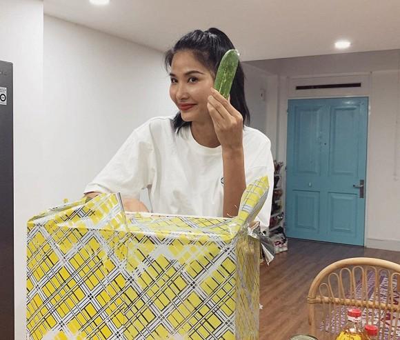 Muôn kiểu tổ chức sinh nhật vào mùa dịch Covid-19 của sao Việt-4