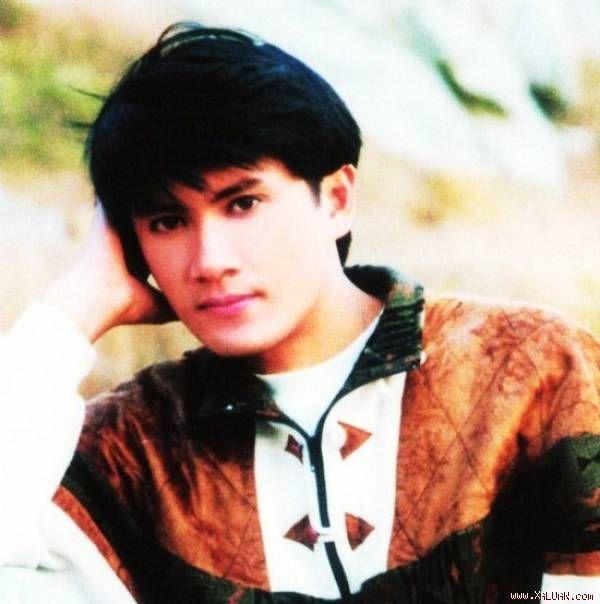 Năm 1998, khi đang trên đỉnh cao sự nghiệp, Thái San khiến không ít khán giả bất ngờ khi quyết định sang Pháp định cư và bỏ lại sự nghiệp diễn xuất của mình. Được biết, lý do khiến anh quyết định sang Pháp là để chăm sóc cho mẹ khi ấy đang bị bệnh, từ khi lên 6 tuổi, cha mẹ của Thái San đã ly thân và nam diễn viên được cha đưa về Việt Nam. Chính vì vậy, khi đã thành công, anh rất mong muốn được gặp lại và chăm sóc cho người  mẹ của mình.