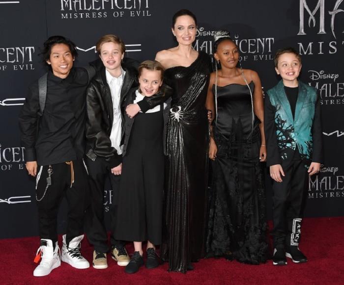 Angelina Jolie tự hào vì Pax Thiên duy trì học tiếng Việt-1