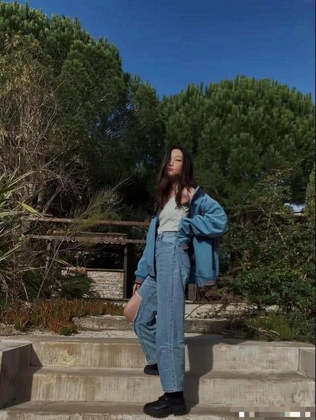 Con gái 13 tuổi của Lý Á Bằng - Vương Phi khoe vóc dáng như thiếu nữ-10