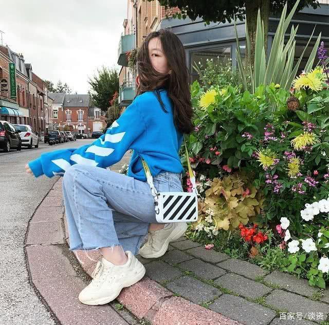 Con gái 13 tuổi của Lý Á Bằng - Vương Phi khoe vóc dáng như thiếu nữ-11