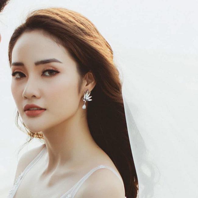 Bạn gái thủ môn Văn Biểu: Biểu không đá bóng nữa thì về tôi nuôi-5