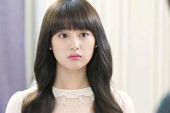 Lần đầu ra mắt, bạn gái đã thốt một câu 'kinh khủng' khiến bố mẹ tôi tím mặt